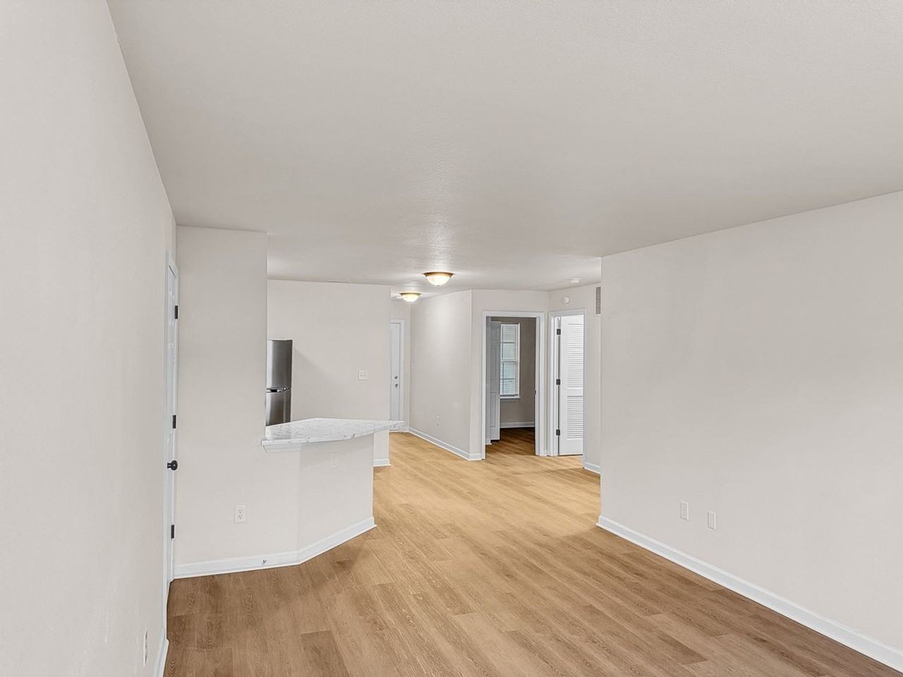 6014 Castleford Dr - Photo 7 of 28