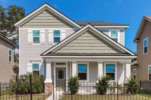 featured image of 3059 Holly Grove Ln