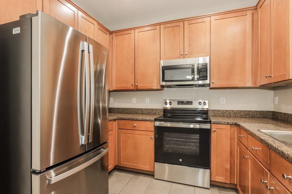 5807 E Grove Ave - Photo 7 of 17