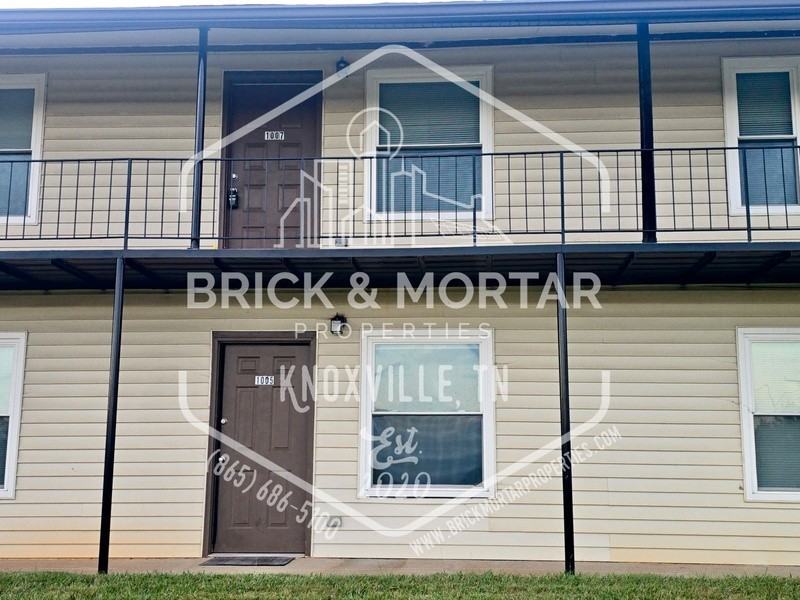1007 Clendenen Rd - Photo 2 of 16