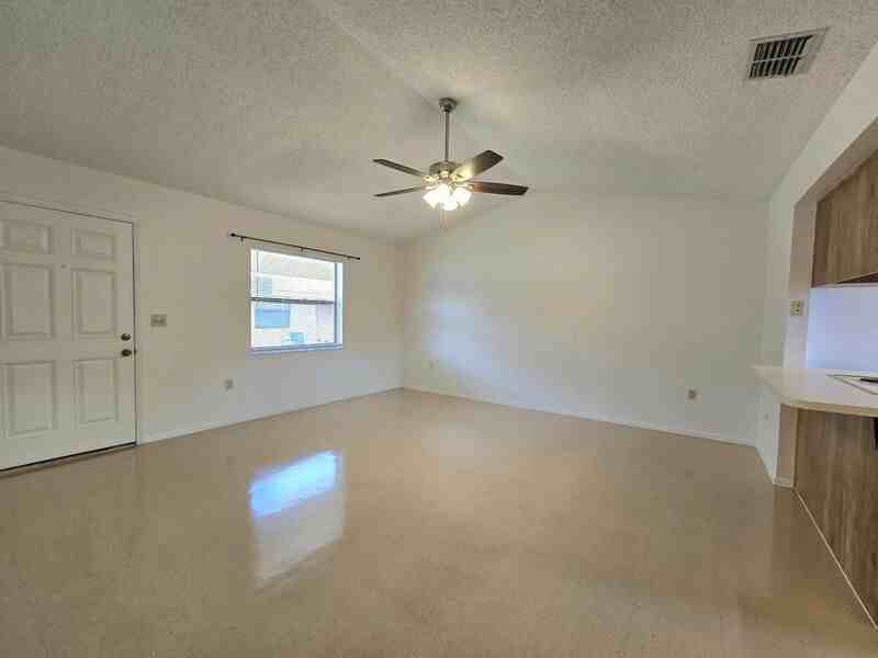 3932 Spoonbill Ct - Photo 2 of 13