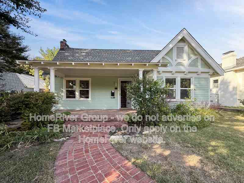 1531 E 20th St - Photo 2 of 37