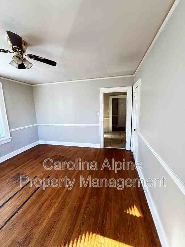 107 Elm St - Photo 6 of 9