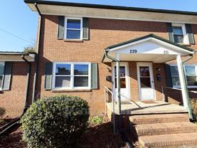 229 W Kerr St - Photo 1 of 1