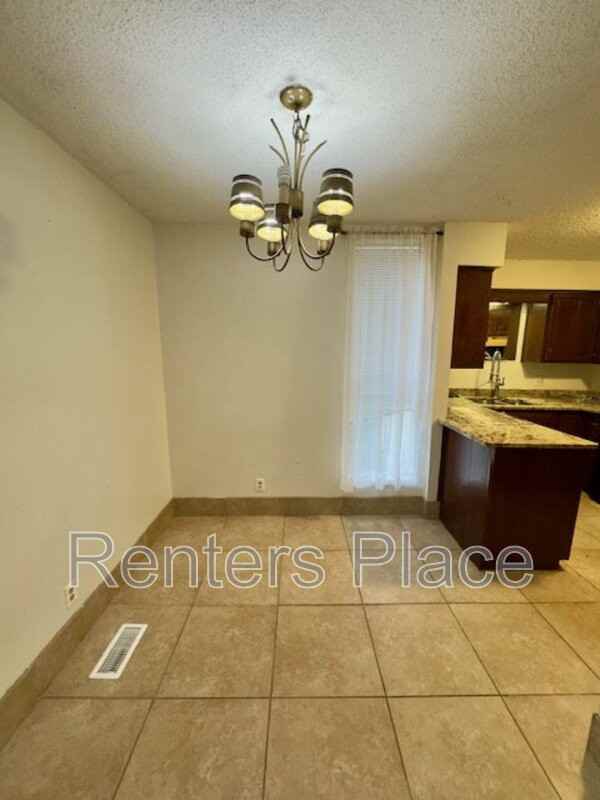 6003 S Marion Ave - Photo 7 of 20