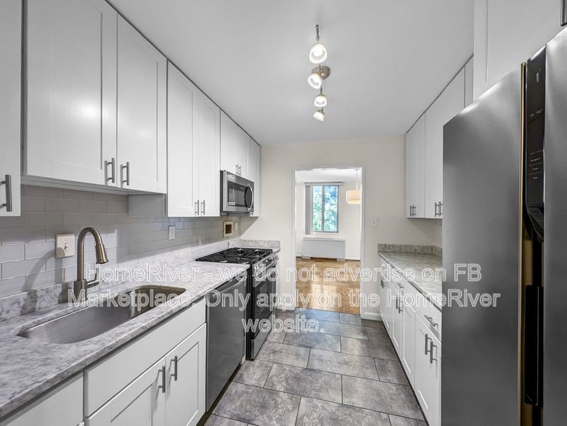 2939 Van Ness St Nw #402 - Photo 5 of 20