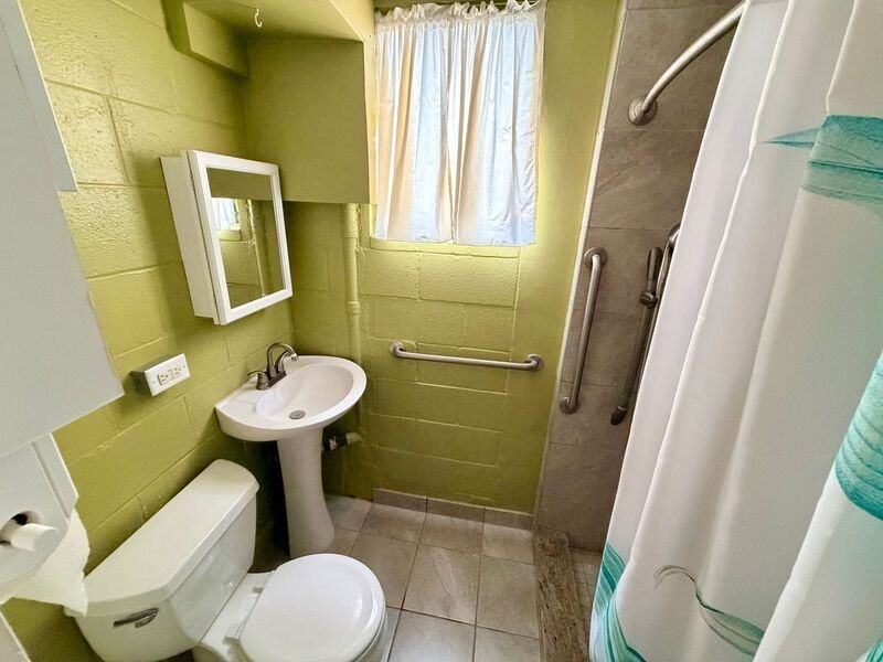 1347 Palolo Ave - Photo 5 of 19