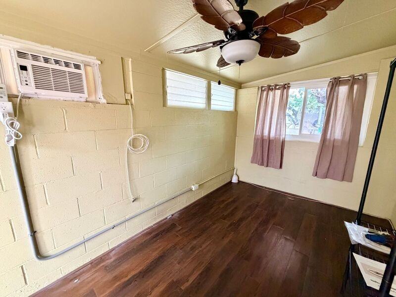 1347 Palolo Ave - Photo 7 of 19