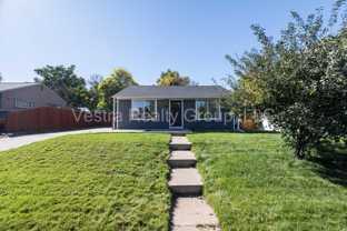 2245 S King St - Photo 1 of 1