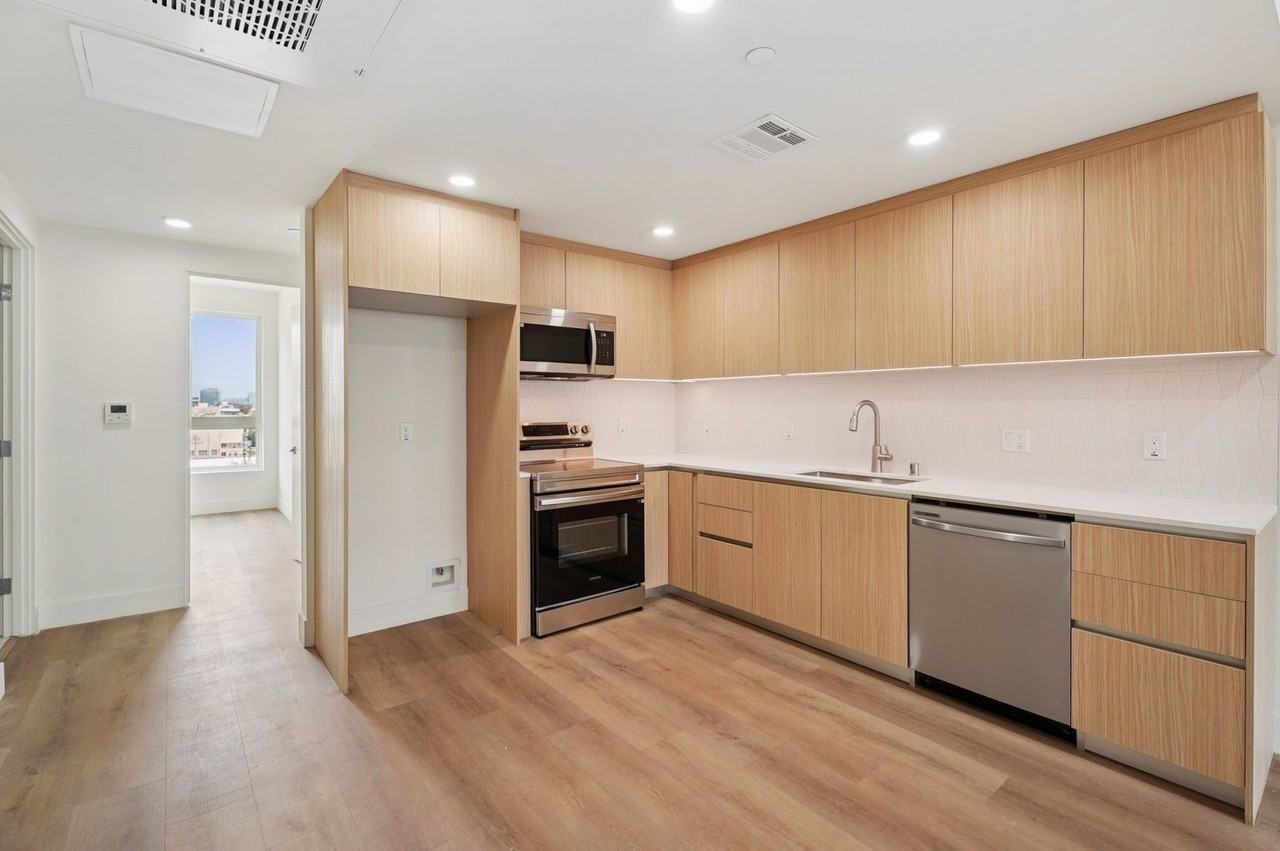 Ecco Hawthorn - Photo 7 of 50