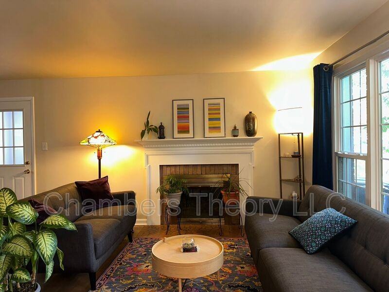 1823 N Harrison St - Photo 2 of 24