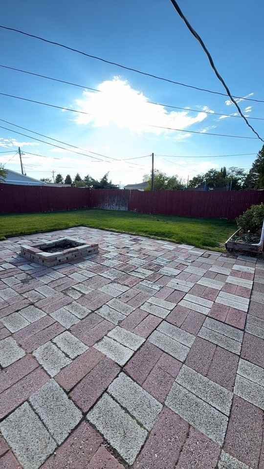 1374 Maple Dr - Photo 5 of 30