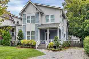 1137B Kirkland Ave - Photo 1 of 1