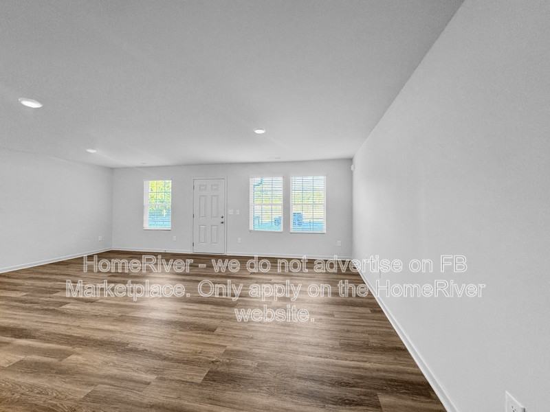 3989 Southdale Avenue - Photo 5 of 24