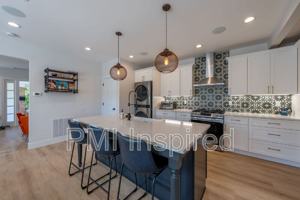 featured image of 1100 Langford St