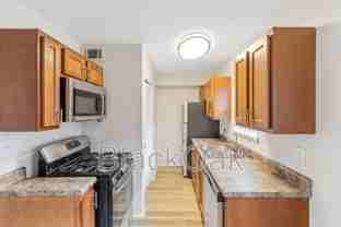 1019 Saint Paul Ct #4 - Photo 1 of 1