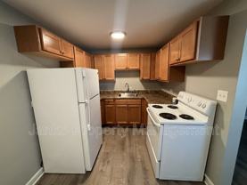 2109 119th St #5 - Photo 1 of 1