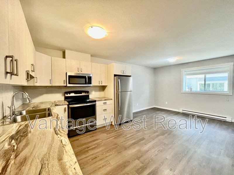 842 Academy Way Null - Photo 3 of 14