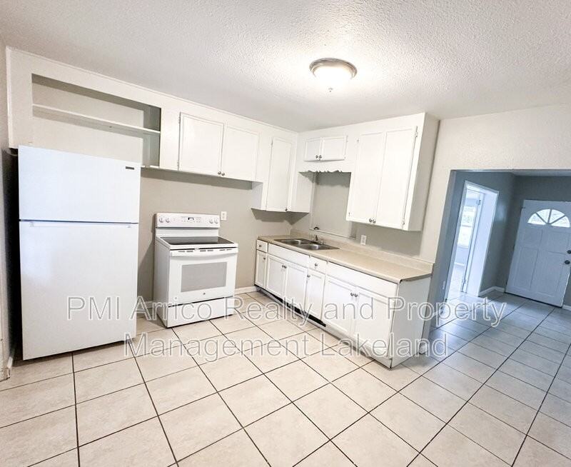 1595 28th St Nw - Photo 7 of 14