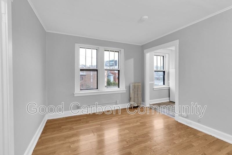 870 Lafayette Ave #309