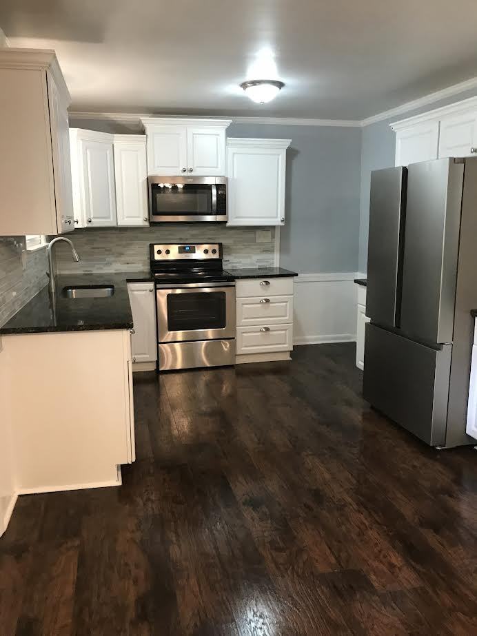 1707 Woodside Drive - Photo 4 of 17