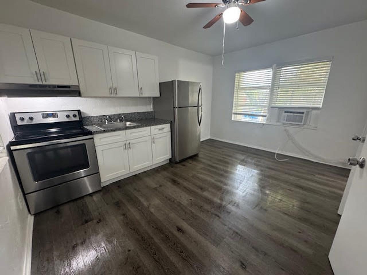 100 Isle of Venice Ft. Lauderdale, FL 33301 - Photo 6 of 9