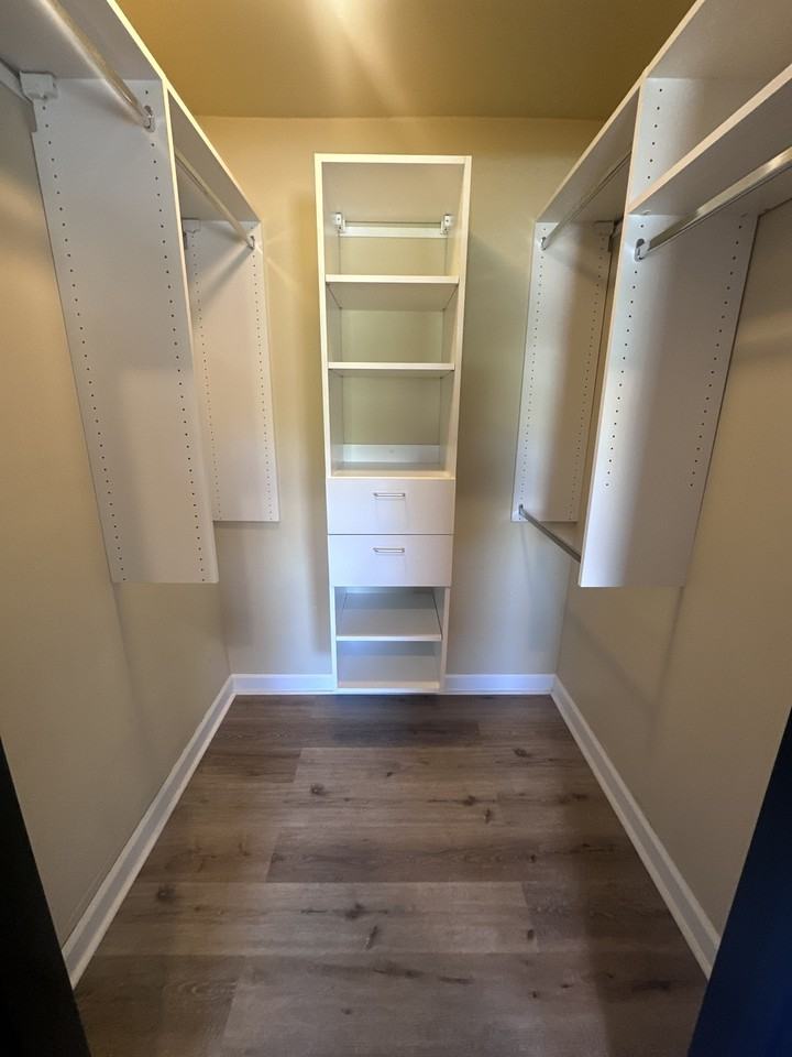 2800 Mayfield Road (Residential) - Photo 4 of 17