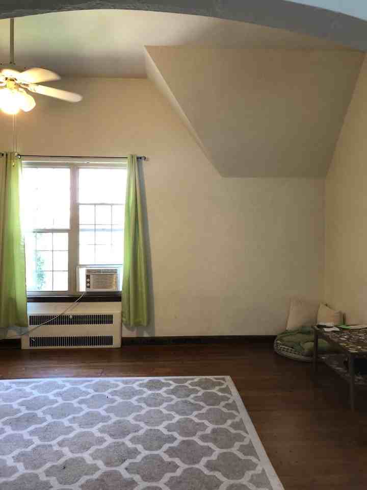 130 Brady Circle East - Photo 6 of 20