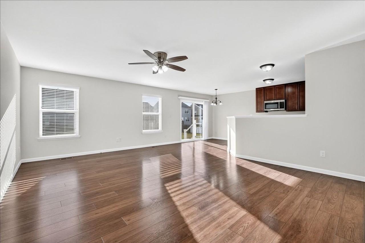 533 Summer Glen Ln - Photo 3 of 28