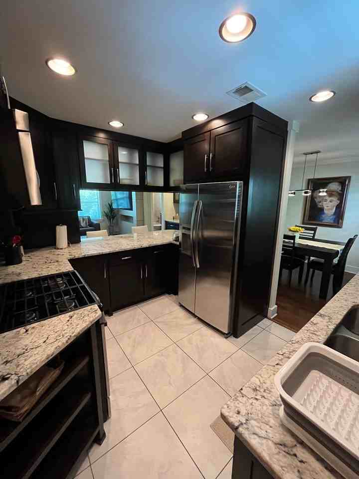 The Peachtree Chalet - Photo 3 of 34