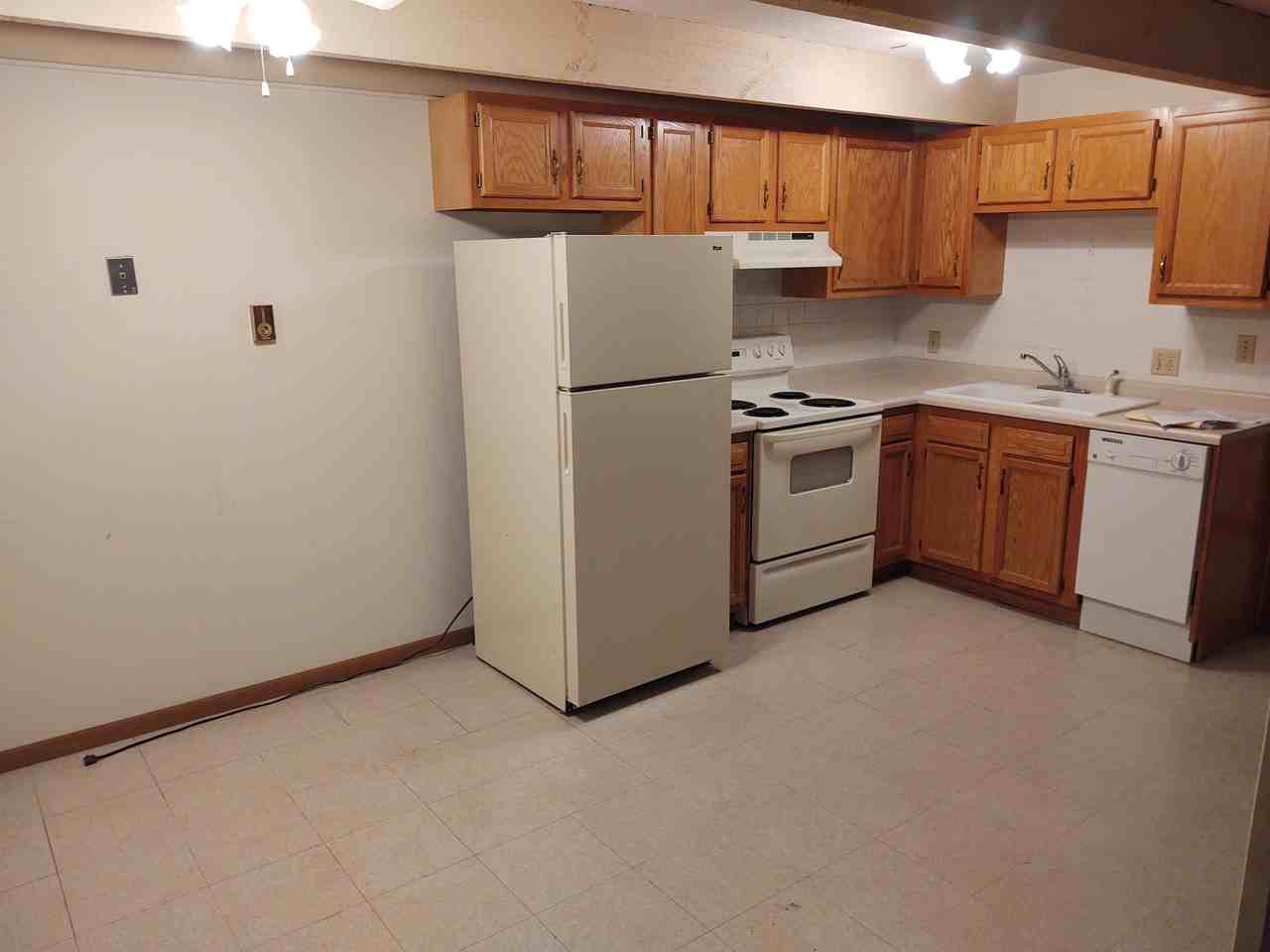 Whispering Winds - Photo 2 of 9