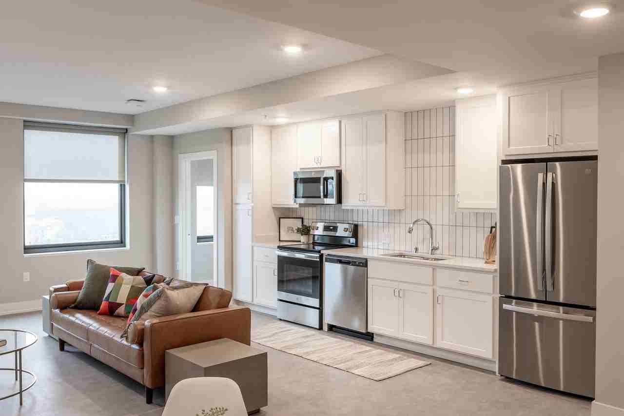 The Residences at Zuelke – Downtown Appleton Living - Photo 5 of 43