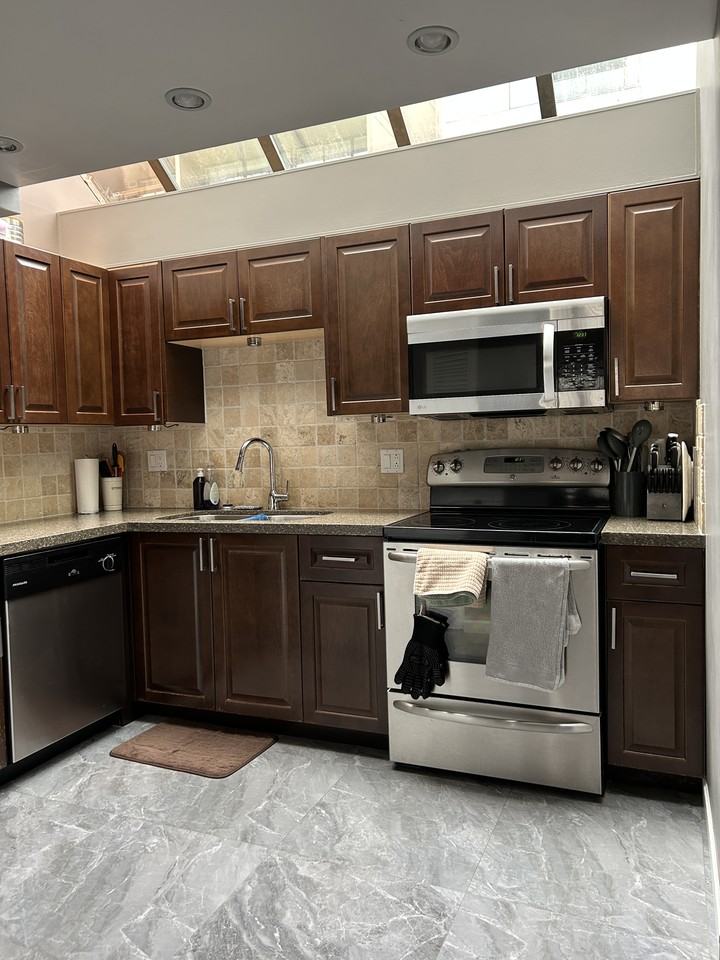 850 Burrard Street #408 - Photo 3 of 10