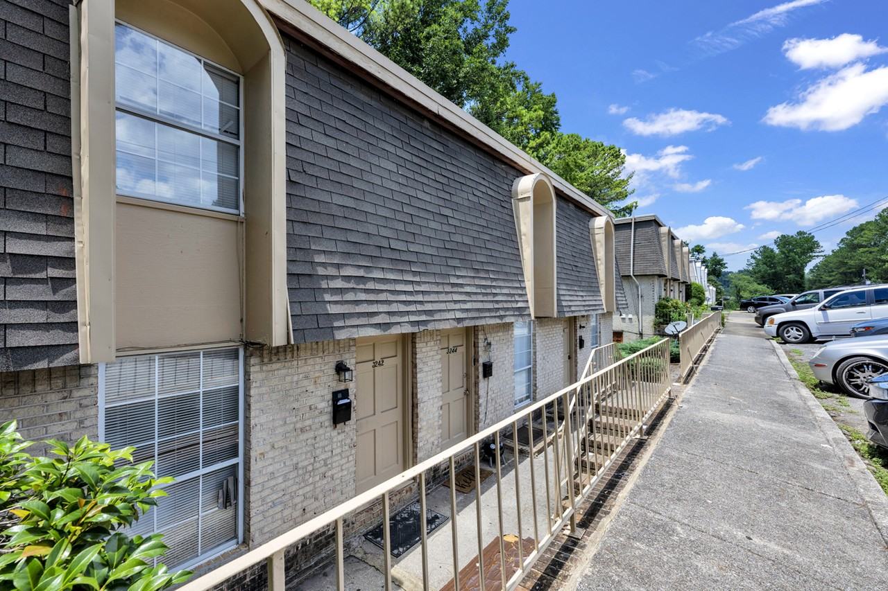 Warringwood Dr - Photo 2 of 27