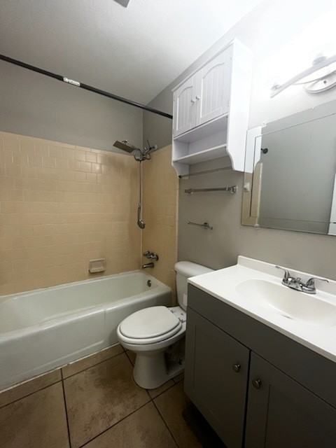 701 Oaklawn Street - Photo 4 of 8