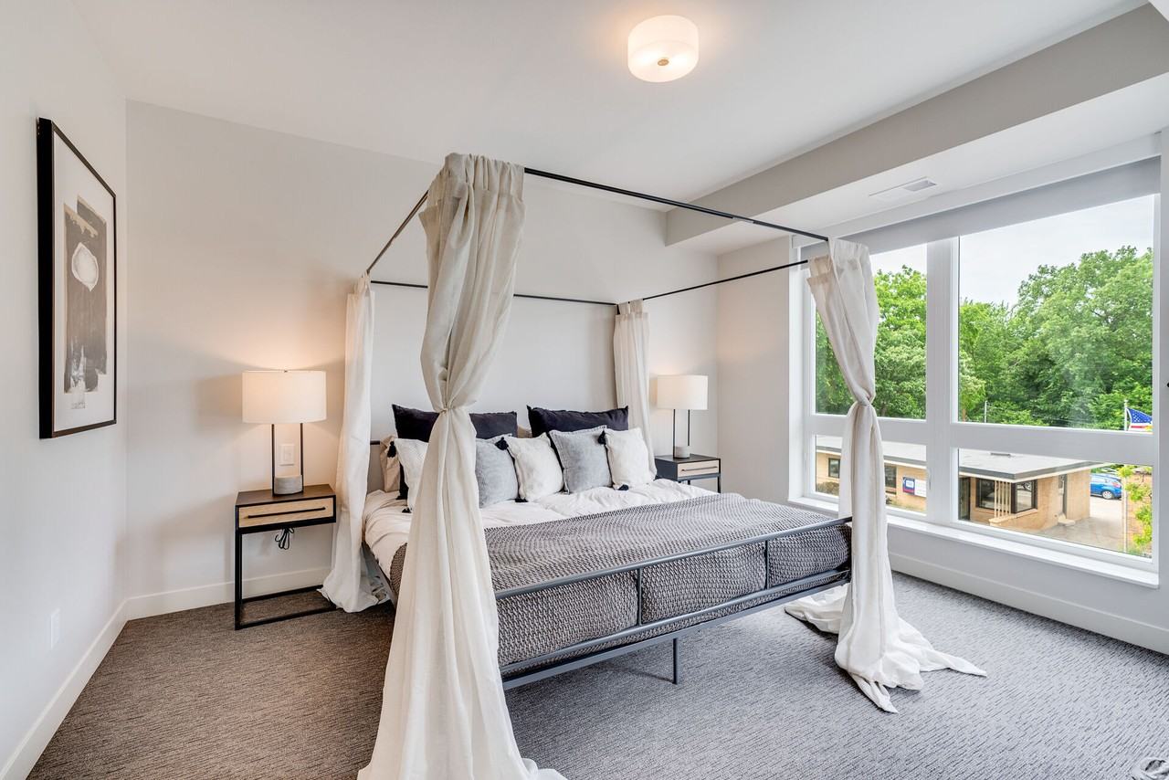 The Lorient - Photo 2 of 50