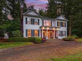 featured image of 21416 Ne 63rd St