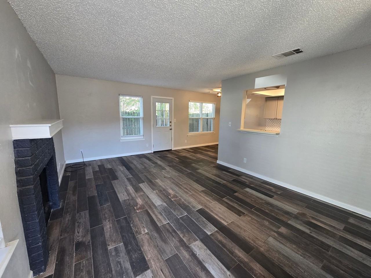 8810 Springmail Cir - Photo 3 of 16