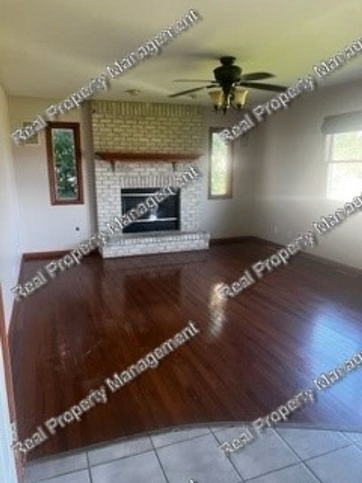 53 53 Summer Hill Drive - Photo 3 of 22