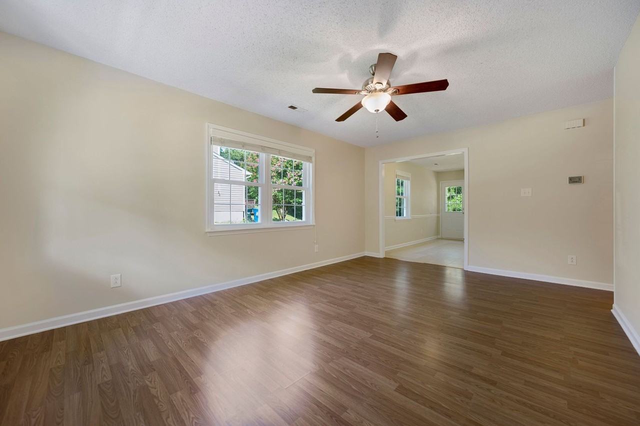 3909 Ludgate Dr - Photo 3 of 14