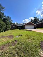 featured image of 103 Sioux St