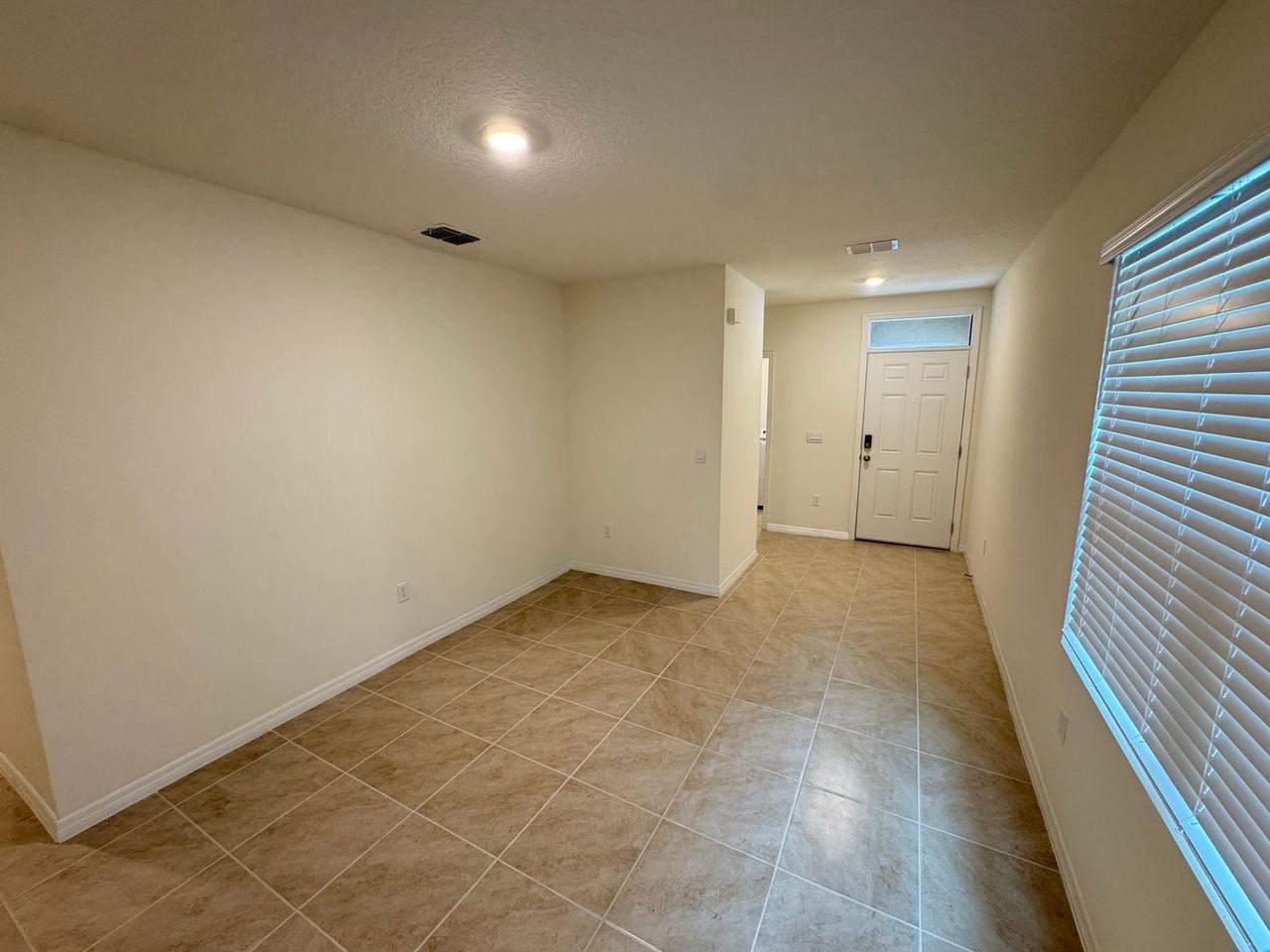 1180 Cascades Ave - Photo 6 of 43