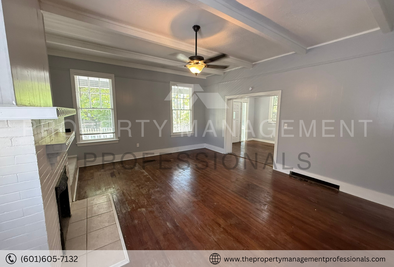 1123 Harrison St - Photo 3 of 32