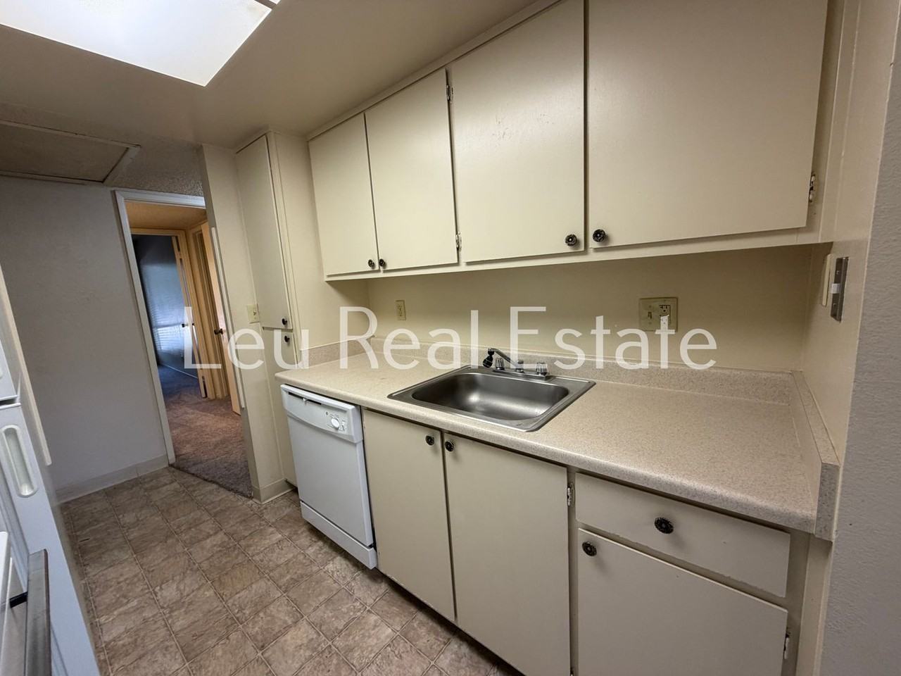 Timberlake Apartments - Photo 2 of 27