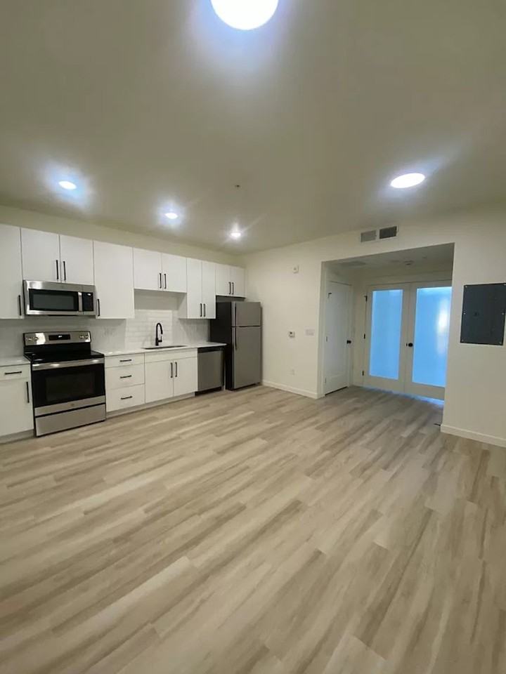 Teton River Lofts - Photo 2 of 5