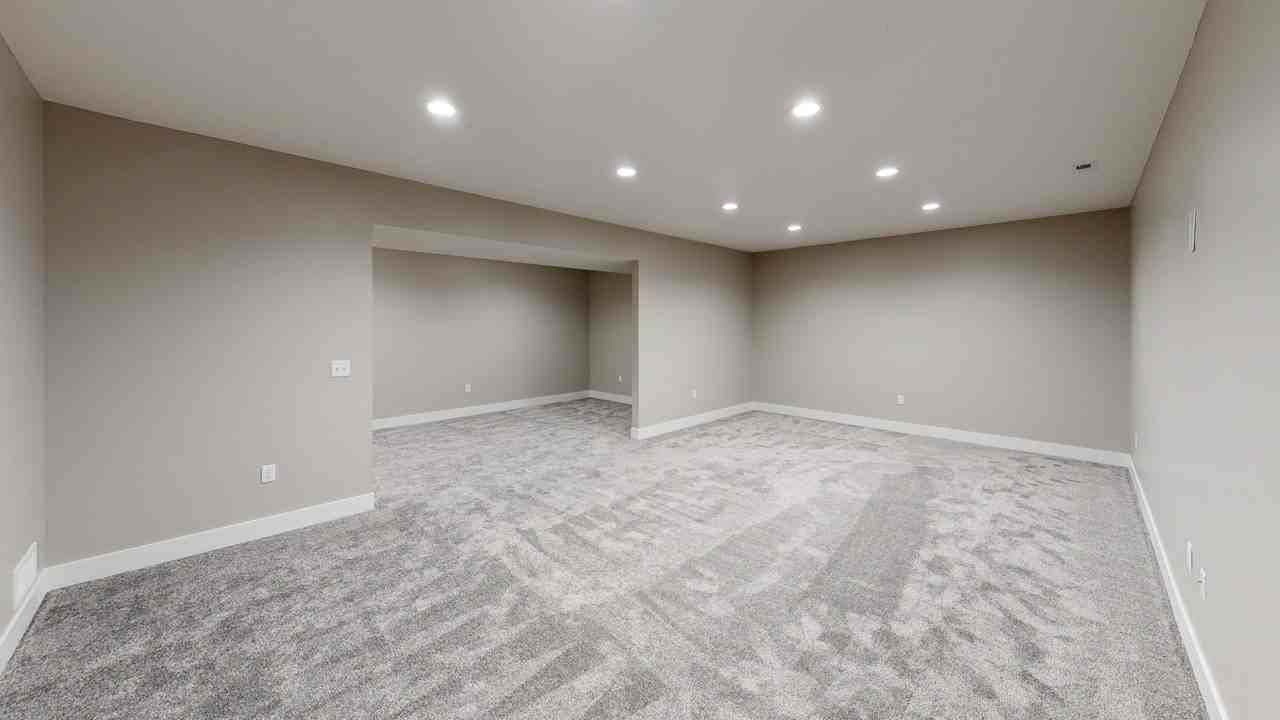 1003 E Maple Ave - Photo 6 of 11