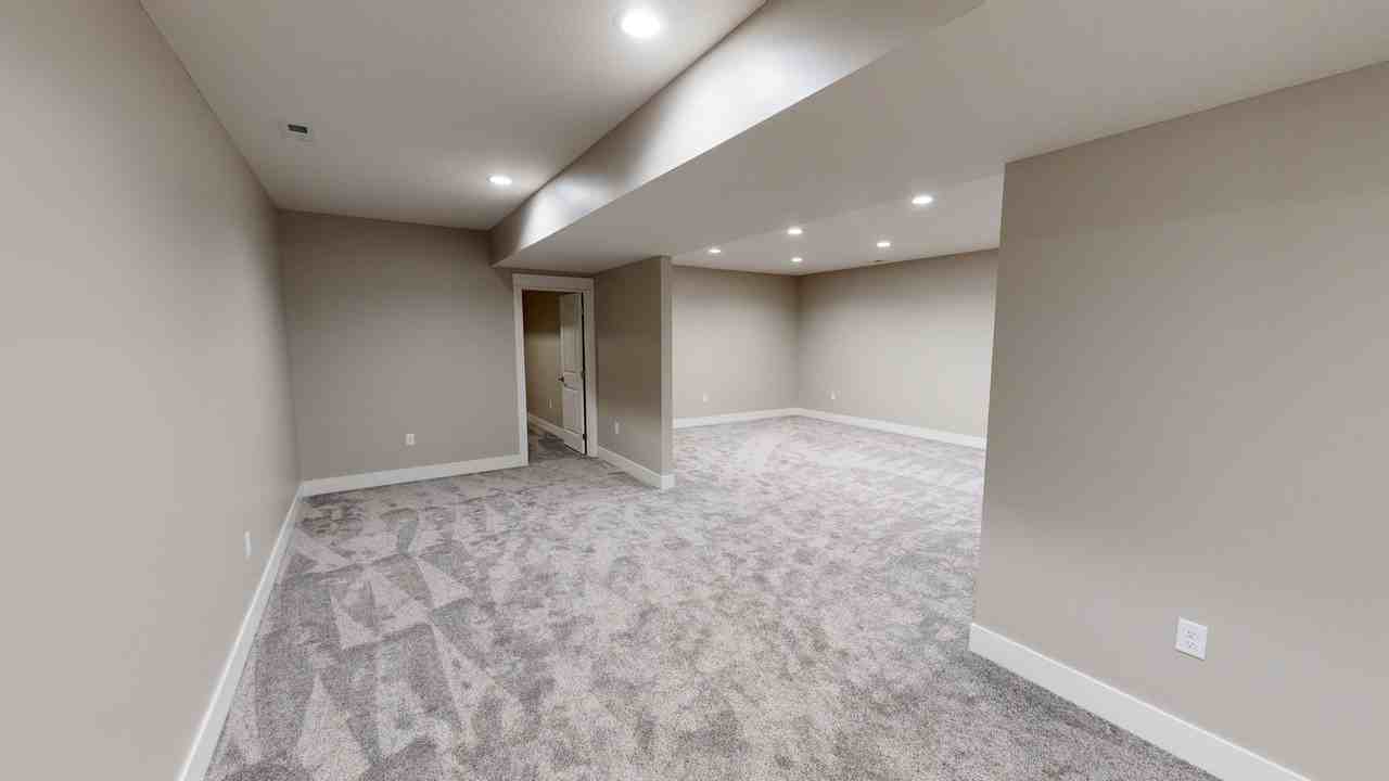 1003 E Maple Ave - Photo 7 of 11