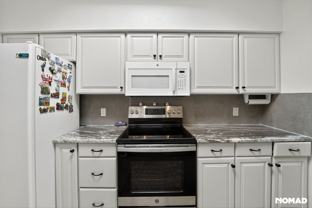 768 W Calle Del Ensalmo - Photo 1 of 1