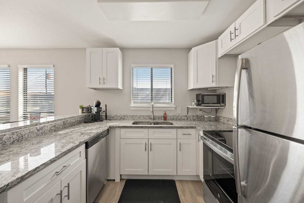 1608 Pecan Chase Cir - Photo 7 of 12