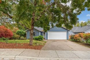 319 Nw Angela Ln - Photo 1 of 1